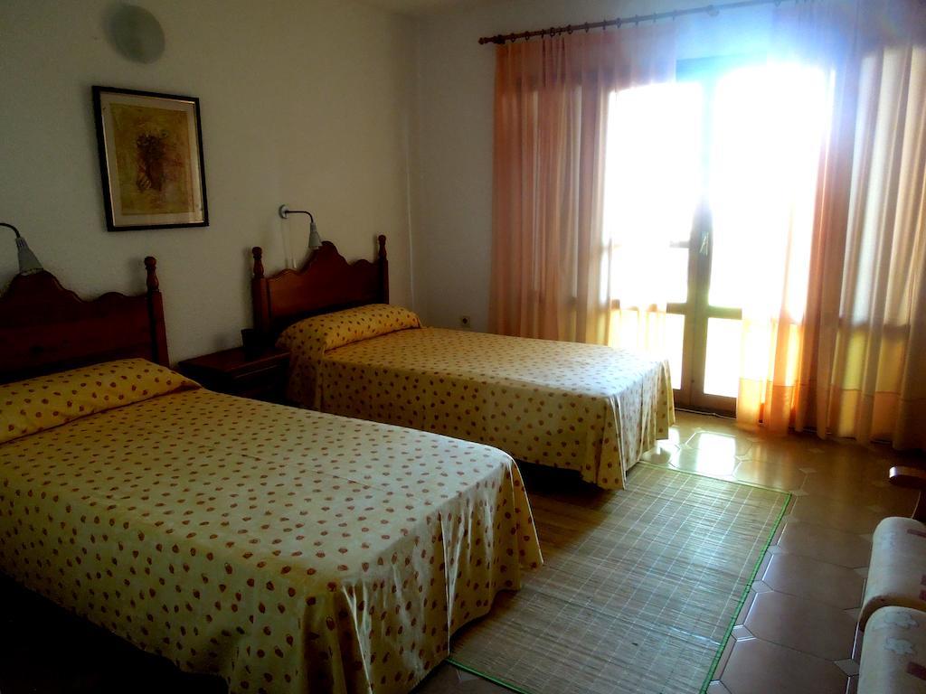 Hotel The Sea Garden L'Ampolla Zimmer foto